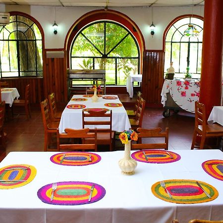 Hotel Spa Taninul Los Puentes Bagian luar foto