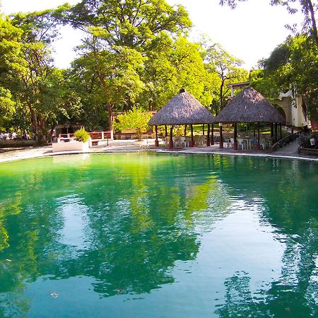 Hotel Spa Taninul Los Puentes Bagian luar foto