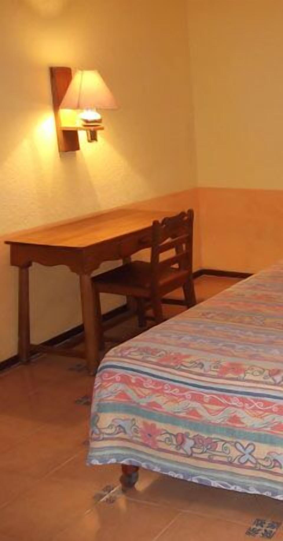 Hotel Spa Taninul Los Puentes Bagian luar foto