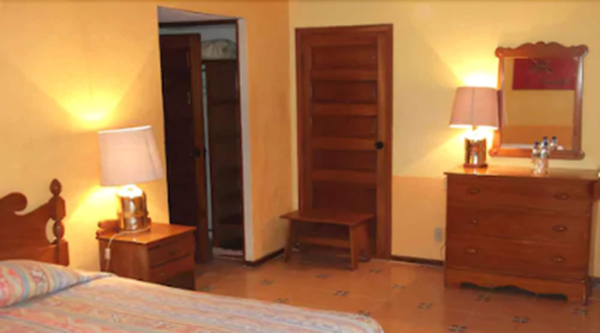 Hotel Spa Taninul Los Puentes Bagian luar foto