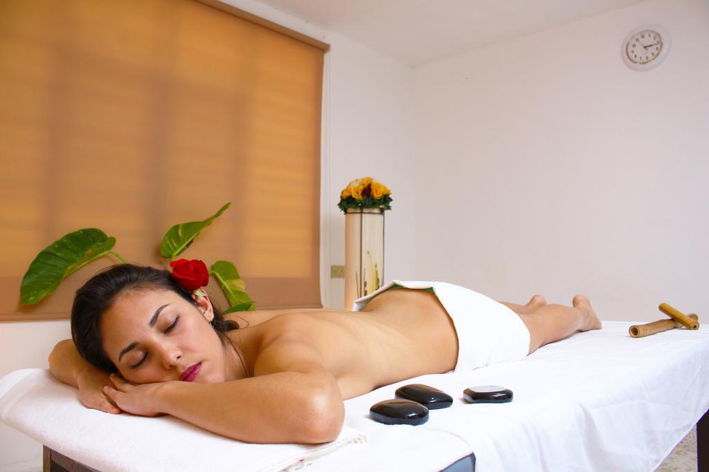 Hotel Spa Taninul Los Puentes Bagian luar foto