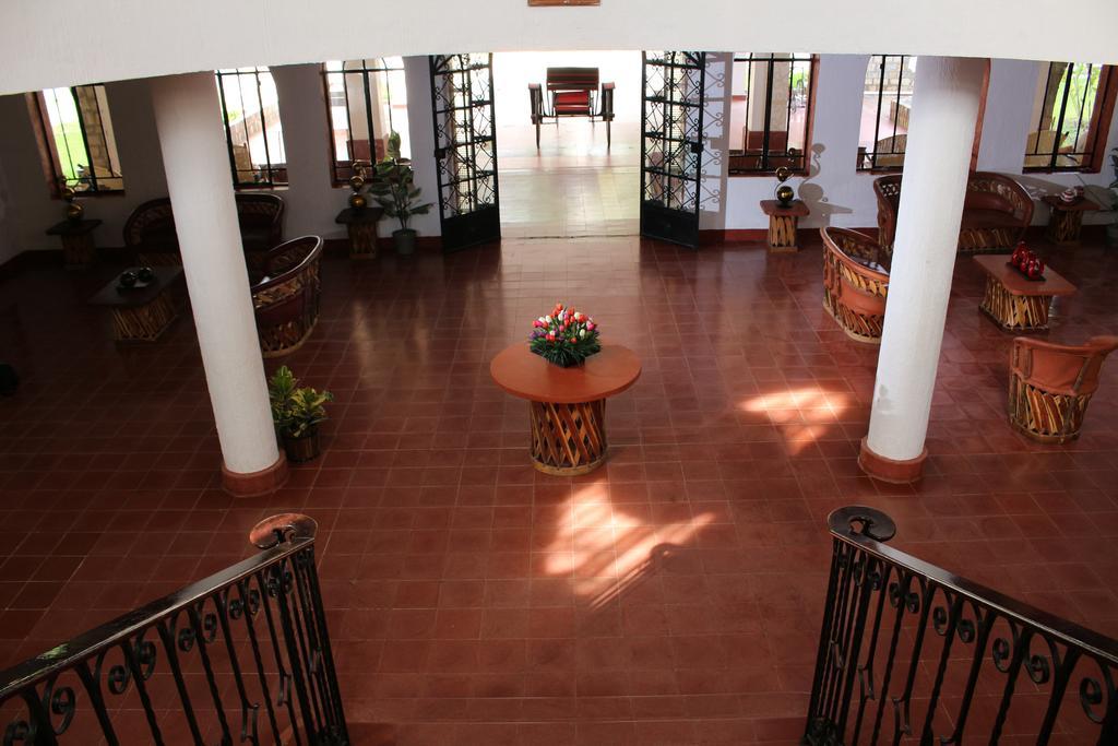 Hotel Spa Taninul Los Puentes Bagian luar foto