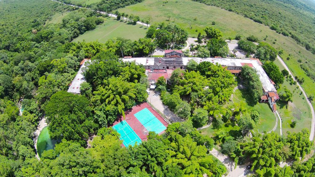 Hotel Spa Taninul Los Puentes Bagian luar foto