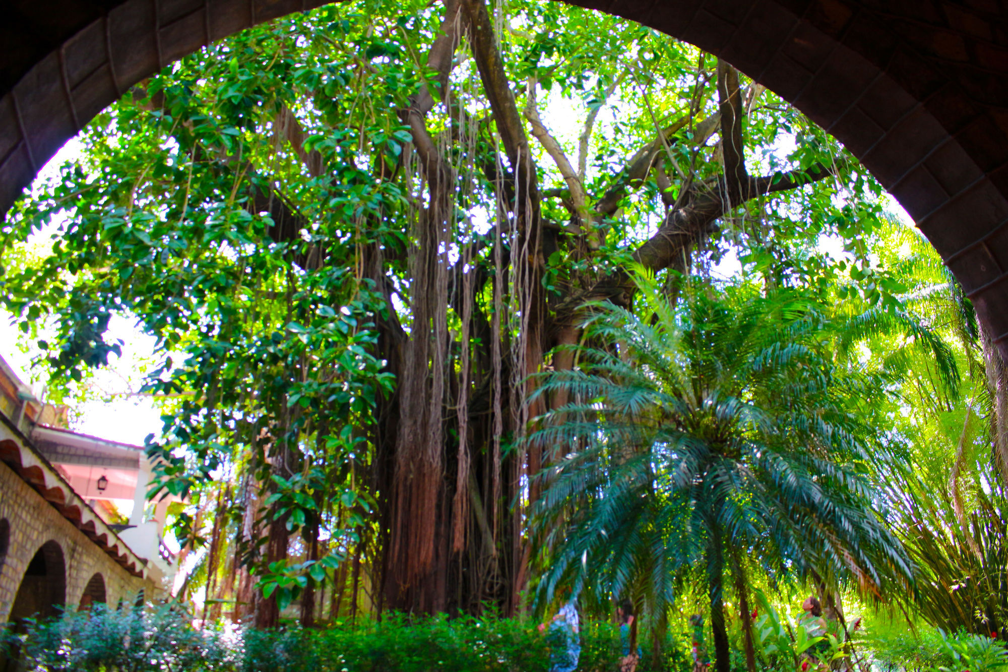 Hotel Spa Taninul Los Puentes Bagian luar foto